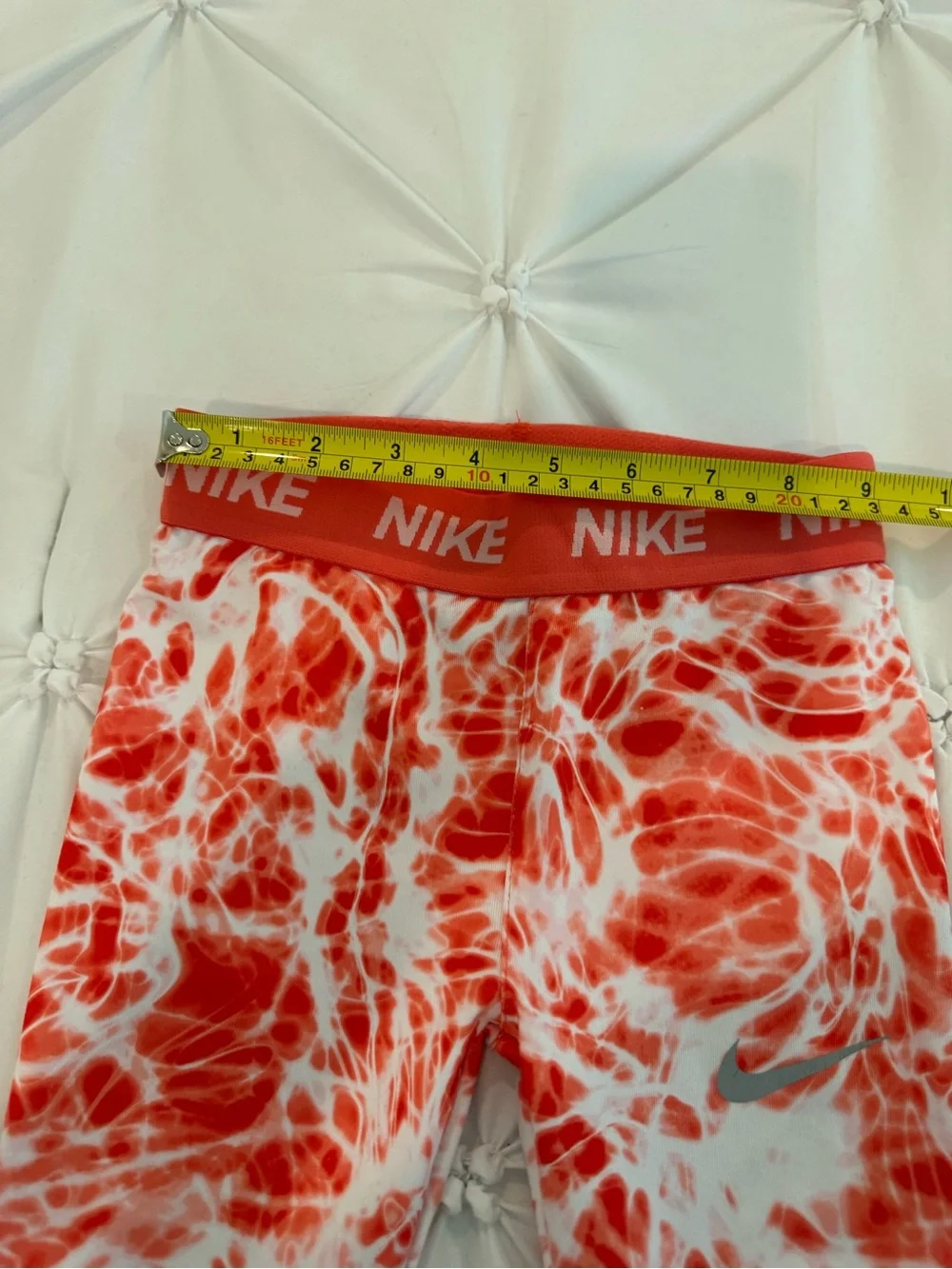 Kids 4T Nike Dri-FIT Girls Leggings Size 4T Red & White Marble Print